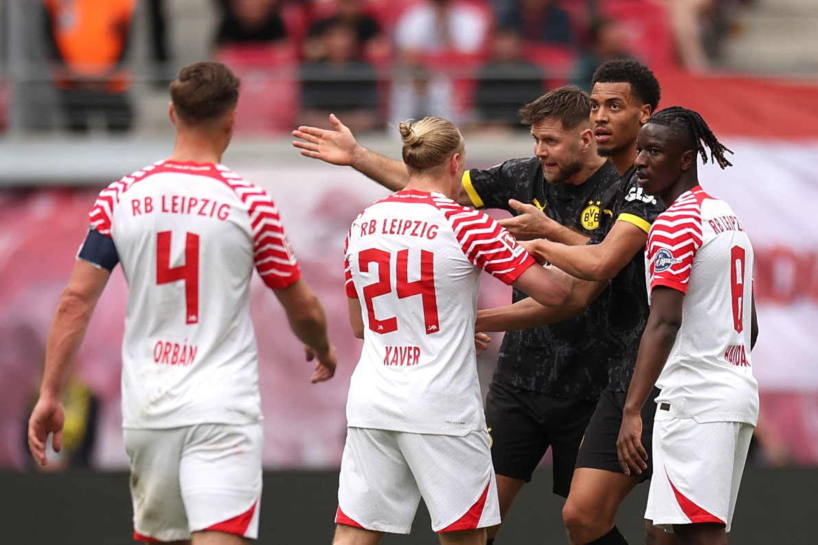 英雄联盟S15赛竞猜-包含窗口期德甲焦点战；莱比锡造点机会；态度坚定；训练强度明显提升的词条